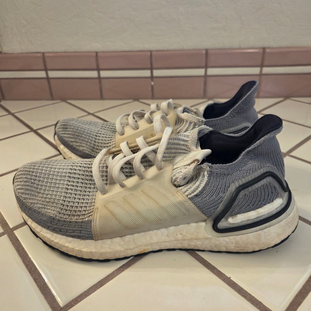 Adidas Ultraboost 19 Womens Grey White Running Shoes B75880 Size 7